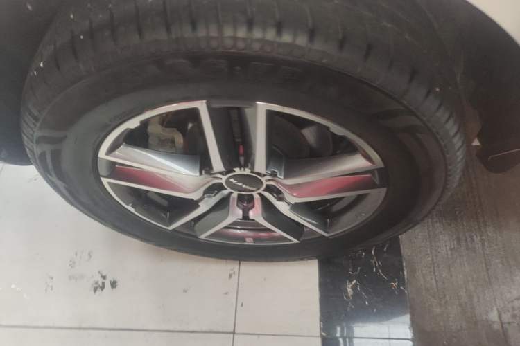 Used Haval F5 2020 1.5T DCT Type I Right Rear Wheel Hub