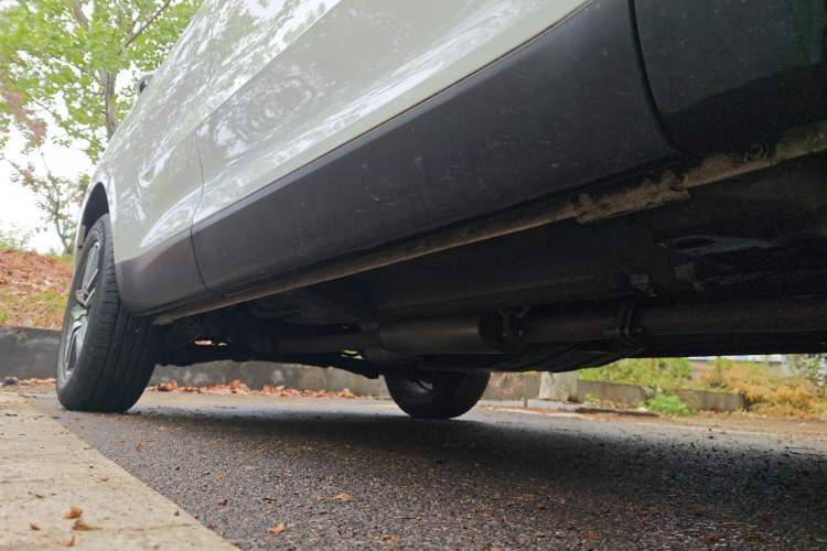 Used Haval F5 2020 1.5T DCT iXuan Right Side Sill