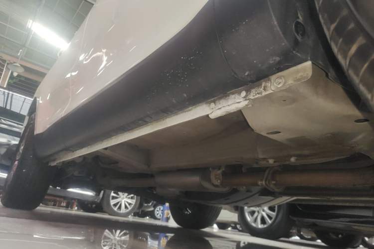 Used Haval F5 2020 1.5T DCT Type I Right Side Sill