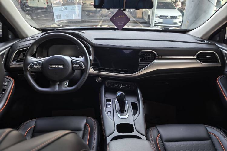 Used Haval F7 2021 1.5T Two-Wheel Drive iXuan Interior 1