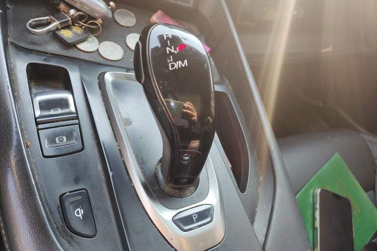 Used Haval F7 2020 1.5T Two-Wheel Drive i-Trend Gear Lever