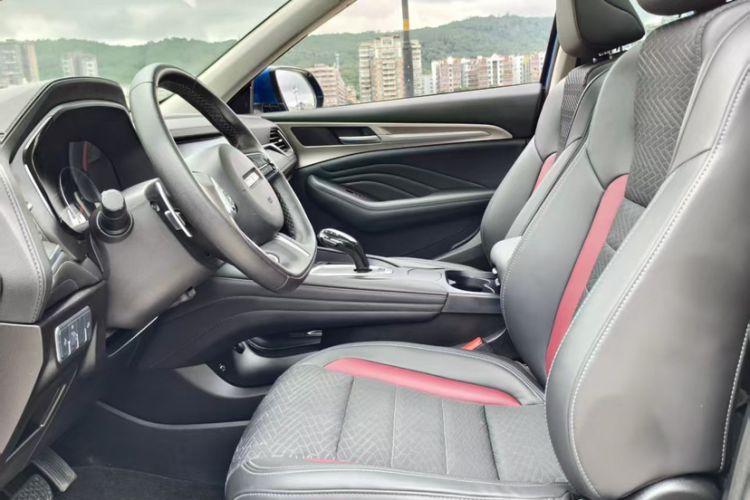 Used Haval F7 2020 1.5T Two-Wheel Drive iCool Interior 2