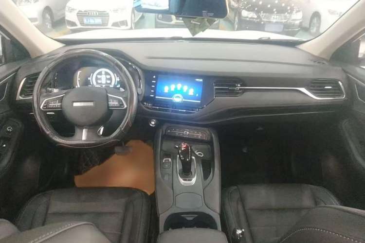 Used Haval F7 2019 1.5T Two-Wheel-Drive i-Type China VI Standard Interior 1