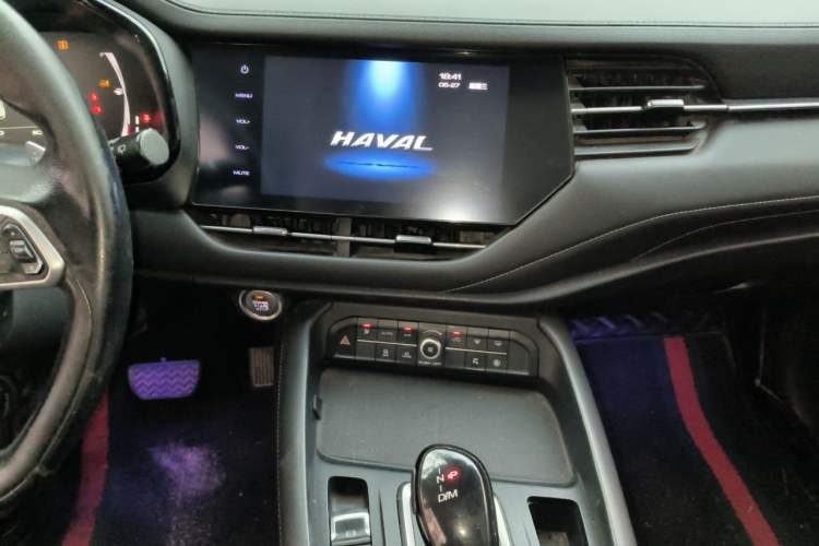Used Haval F7 2019 2.0T Two-Wheel Drive i-Van China V standard Audio And AC Panel