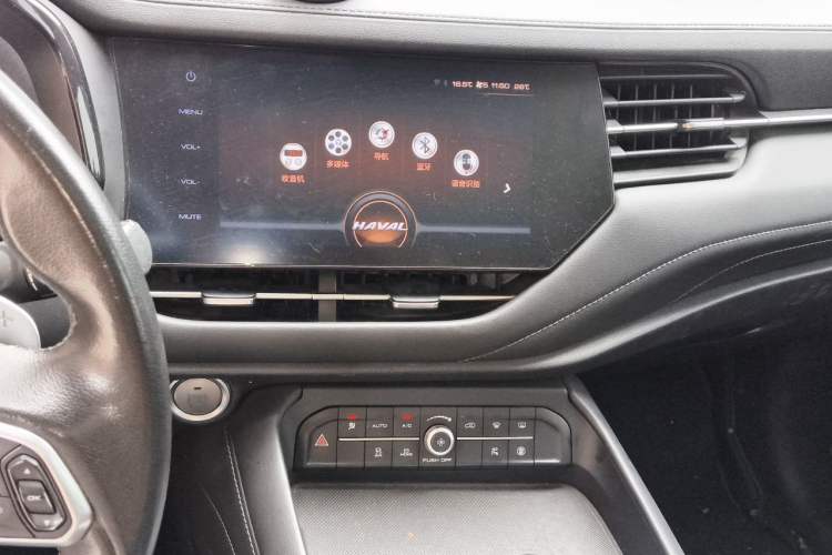 Used Haval F7 2019 1.5T Two-Wheel Drive i-Type China V Standard Audio And AC Panel