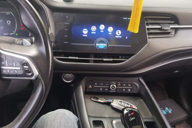 Used Haval F7 2019 2.0T Two-Wheel-Drive i-Van China VI Standard Audio And AC Panel