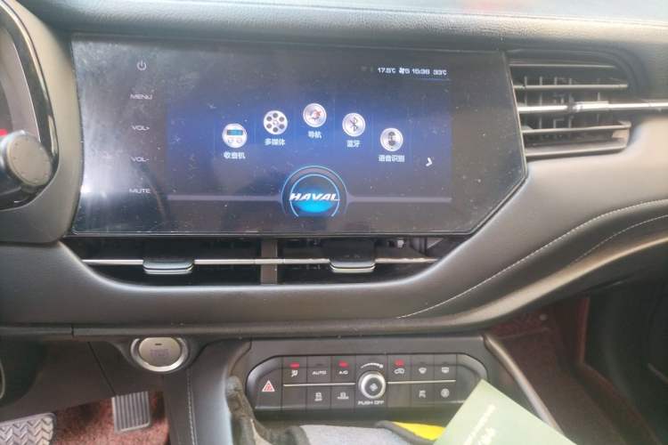Used Haval F7 2019 1.5T Two-Wheel Drive i-Type China V Standard Audio And AC Panel