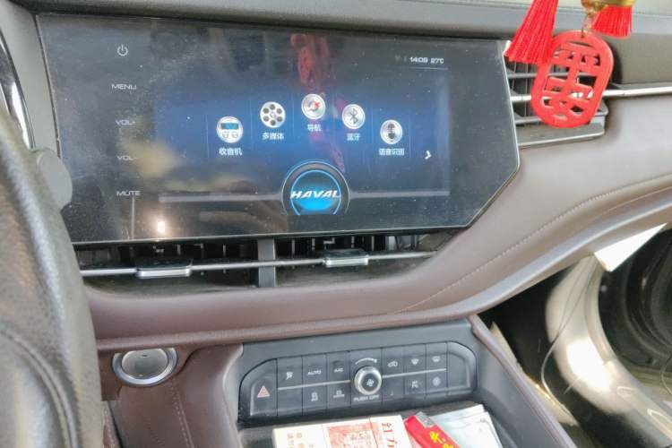 Used Haval F7 2019 1.5T Two-Wheel-Drive i-Type China VI Standard Audio And AC Panel