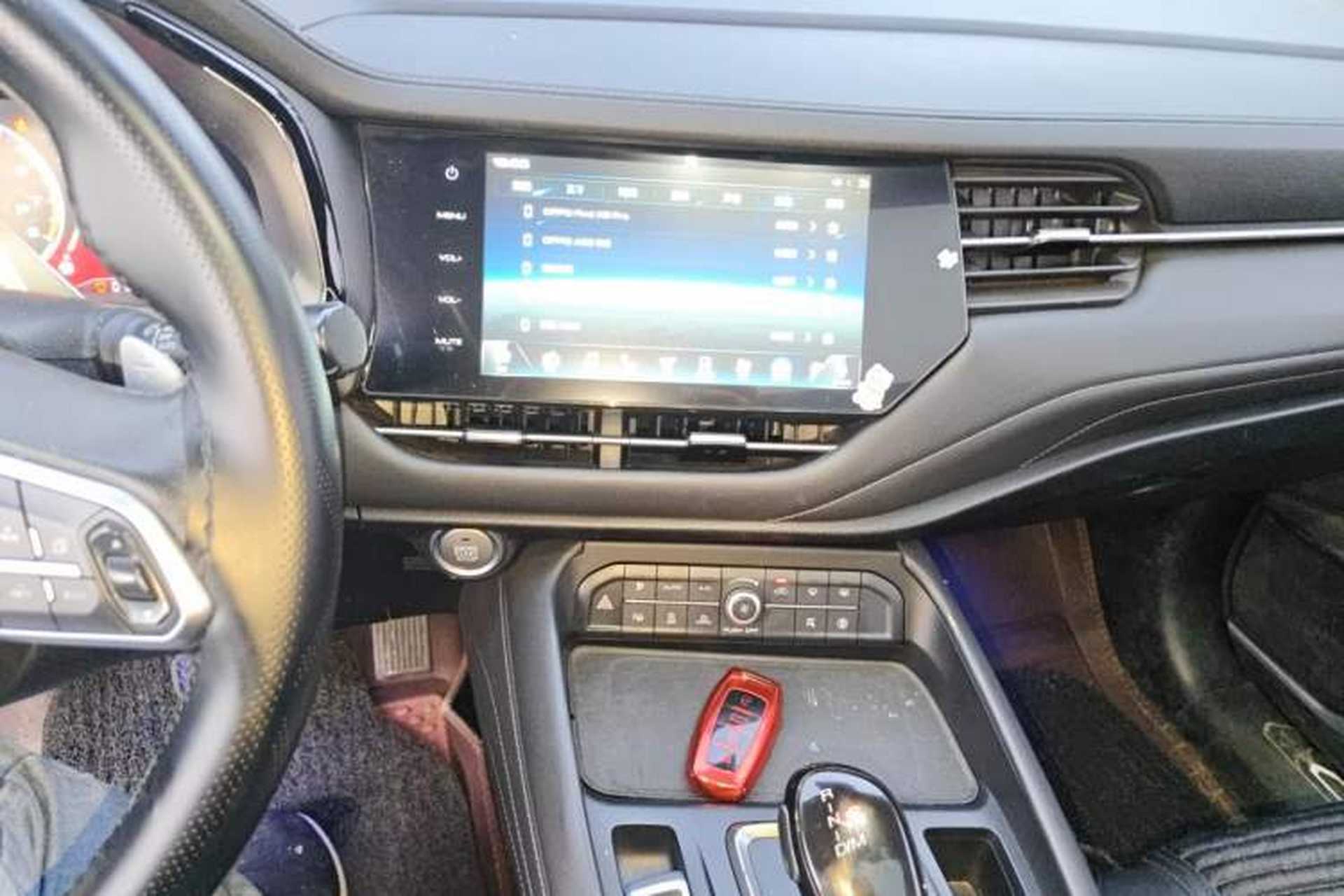 Used Haval F7 2019 2.0T Two-Wheel-Drive i-Van China VI Standard Audio And AC Panel