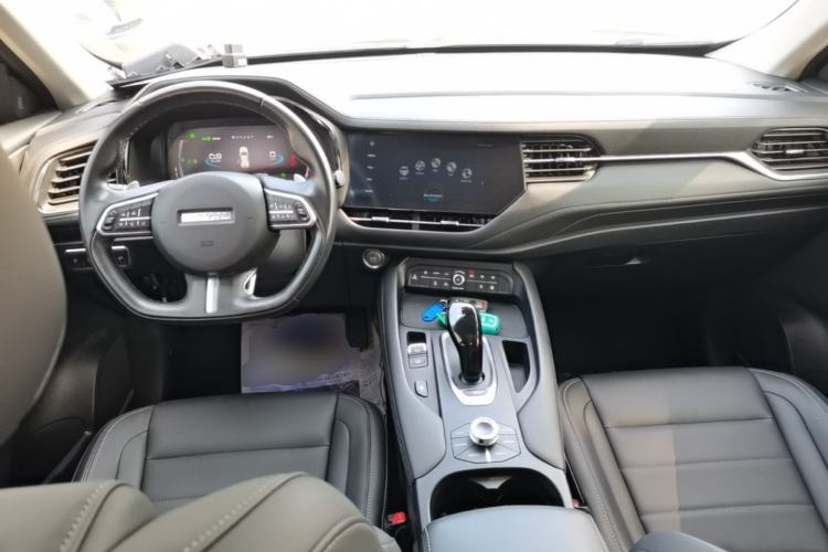 Used Haval F7 2019 1.5T Two-Wheel Drive i-Trend China VI Standard Center Console