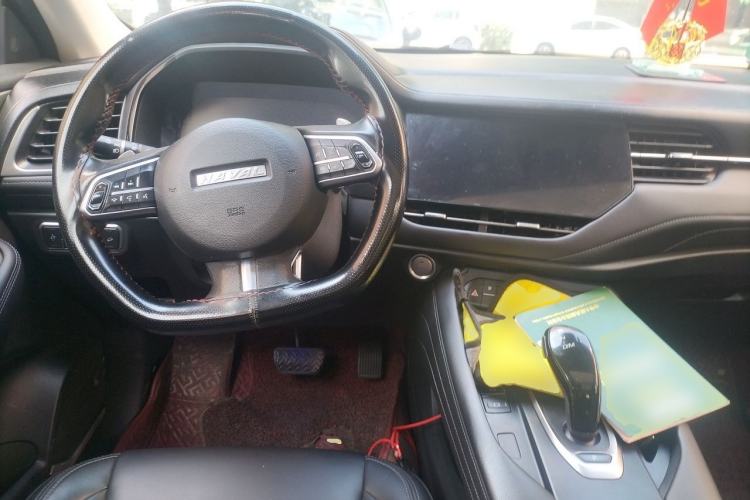 Used Haval F7 2019 1.5T Two-Wheel Drive i-Type China V Standard Center Console