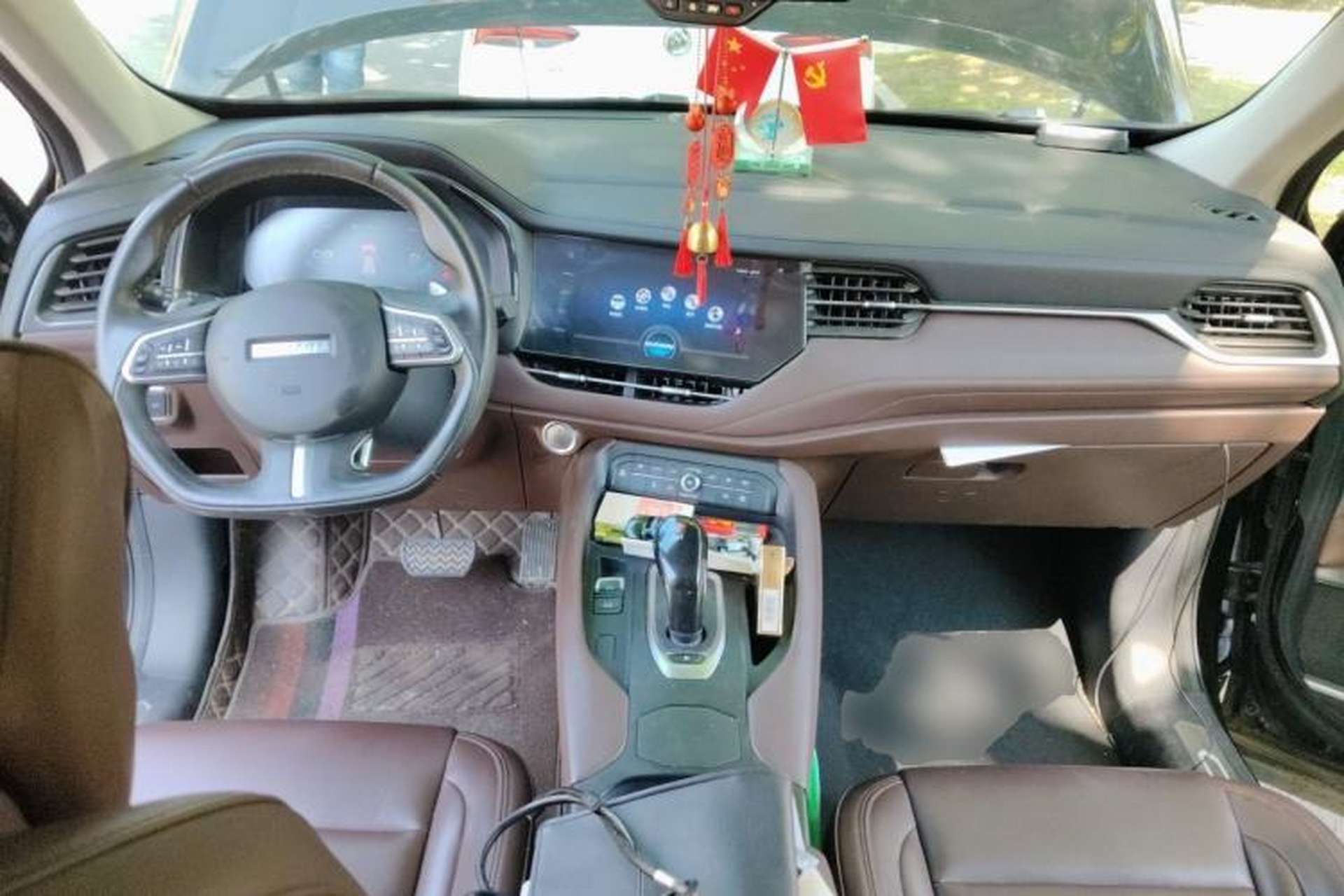 Used Haval F7 2019 1.5T Two-Wheel-Drive i-Type China VI Standard Center Console
