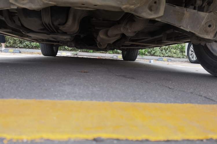 Used Haval F7 2019 2.0T Two-Wheel-Drive i-Van China VI Standard Chassis Rear