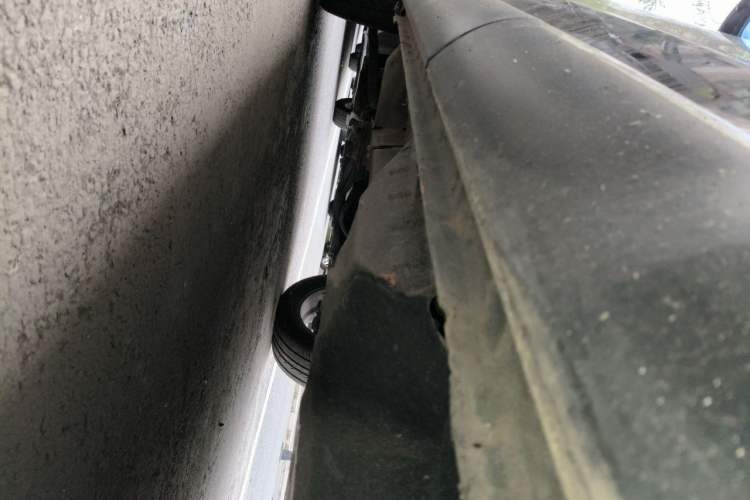 Used Haval F7 2019 2.0T Two-Wheel Drive i-Van China V standard Chassis Rear Left