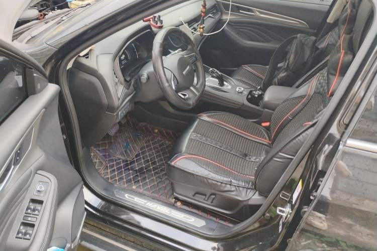 Used Haval F7 2019 1.5T Two-Wheel Drive i-Trend China VI Standard Driver Seat