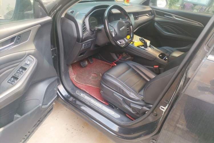 Used Haval F7 2019 1.5T Two-Wheel Drive i-Type China V Standard Driver Seat