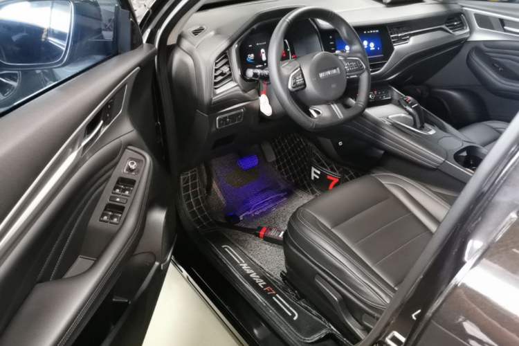 Used Haval F7 2019 1.5T Two-Wheel-Drive i-Type China VI Standard Driver Seat