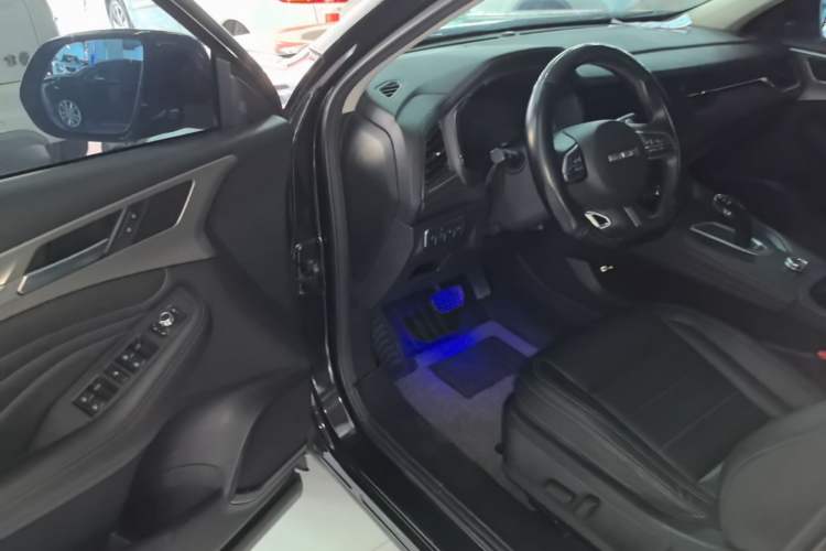 Used Haval F7 2019 2.0T Four-Wheel Drive iJoy China V Standard Driver Seat