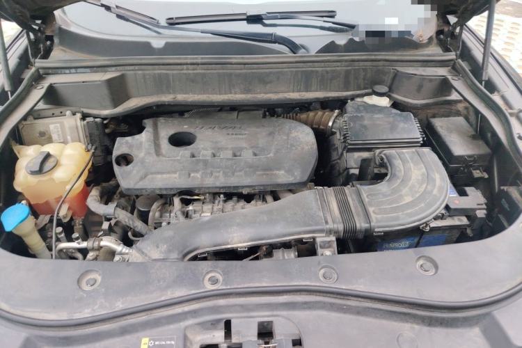 Used Haval F7 2019 2.0T Two-Wheel Drive i-Van China V standard Engine Bay