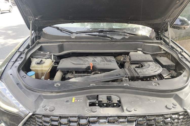 Used Haval F7 2019 1.5T Two-Wheel Drive i-Trend China VI Standard Engine Bay
