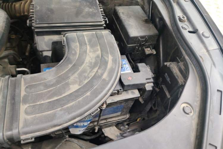 Used Haval F7 2019 2.0T Two-Wheel Drive i-Van China V standard Engine Bay Left