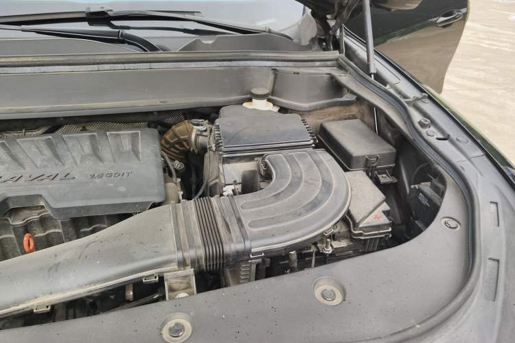 Used Haval F7 2019 1.5T Two-Wheel Drive i-Trend China V Emission Standard Engine Bay Left