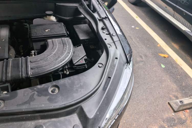 Used Haval F7 2019 1.5T Two-Wheel Drive i-Trend China V Emission Standard Engine Bay Left