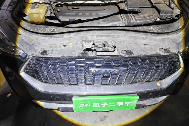 Used Haval F7 2019 2.0T Four-Wheel Drive iJoy China V Standard Engine Bay