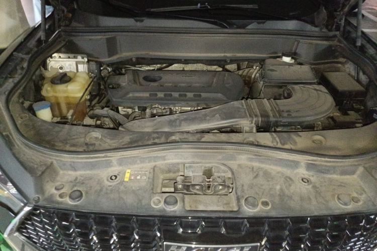 Used Haval F7 2019 2.0T Four-Wheel Drive iJoy China V Standard Engine Bay