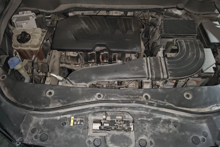 Used Haval F7 2019 1.5T Two-Wheel Drive i-Type China V Standard Engine Bay