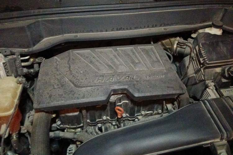 Used Haval F7 2019 1.5T Two-Wheel Drive i-Type China V Standard Engine Bay