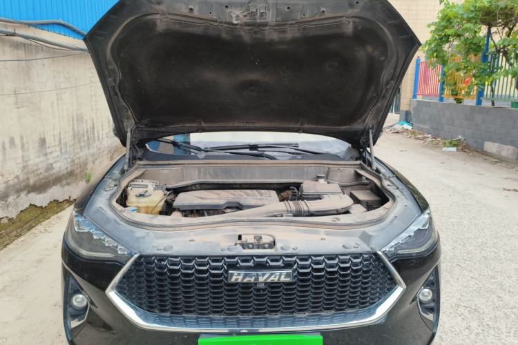Used Haval F7 2019 1.5T Two-Wheel Drive i-Type China V Standard Engine Bay
