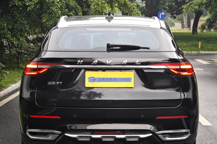 Used Haval F7 2019 1.5T Two-Wheel-Drive i-Type China VI Standard Exterior 4