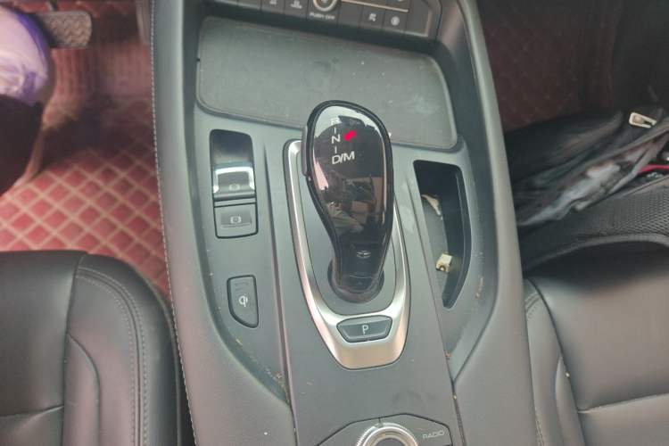 Used Haval F7 2019 1.5T Two-Wheel Drive i-Trend China V Emission Standard Gear Lever