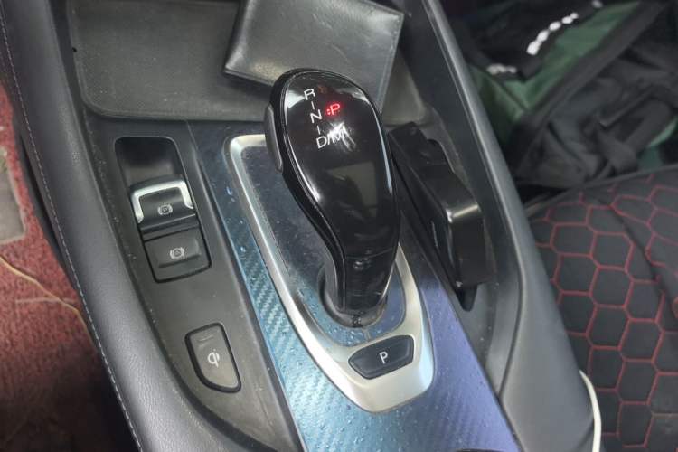 Used Haval F7 2019 1.5T Two-Wheel Drive i-Trend China VI Standard Gear Lever