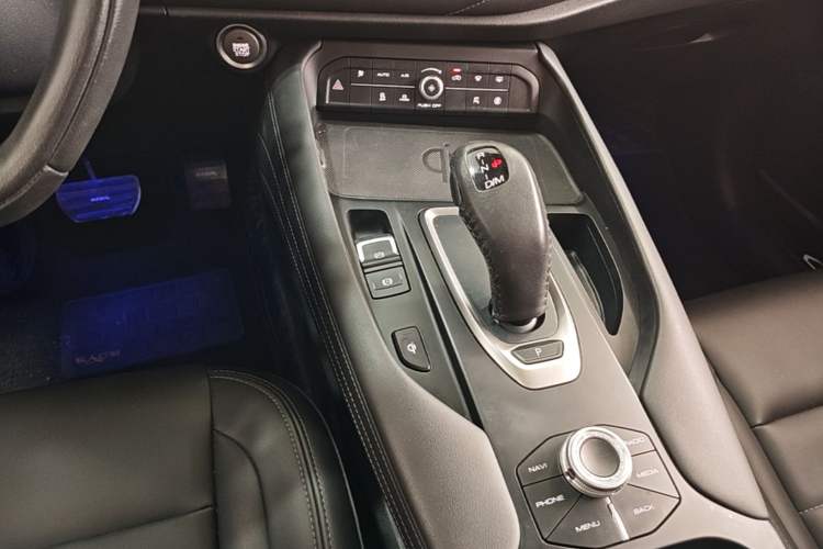 Used Haval F7 2019 1.5T Two-Wheel Drive i-Trend China VI Standard Gear Lever