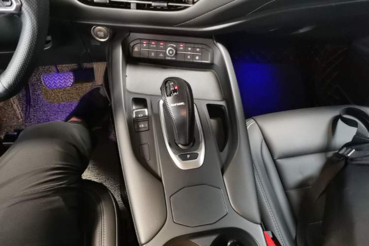 Used Haval F7 2019 1.5T Two-Wheel-Drive i-Type China VI Standard Gear Lever