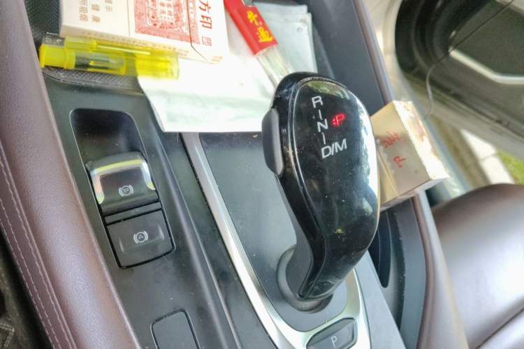 Used Haval F7 2019 1.5T Two-Wheel-Drive i-Type China VI Standard Gear Lever