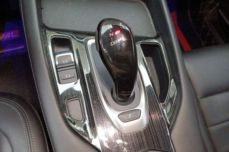 Used Haval F7 2019 1.5T Two-Wheel Drive i-Type China V Standard Gear Lever