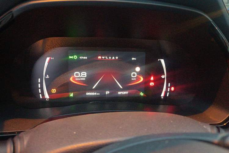 Used Haval F7 2019 1.5T Two-Wheel Drive i-Trend China V Emission Standard Instrument Cluster