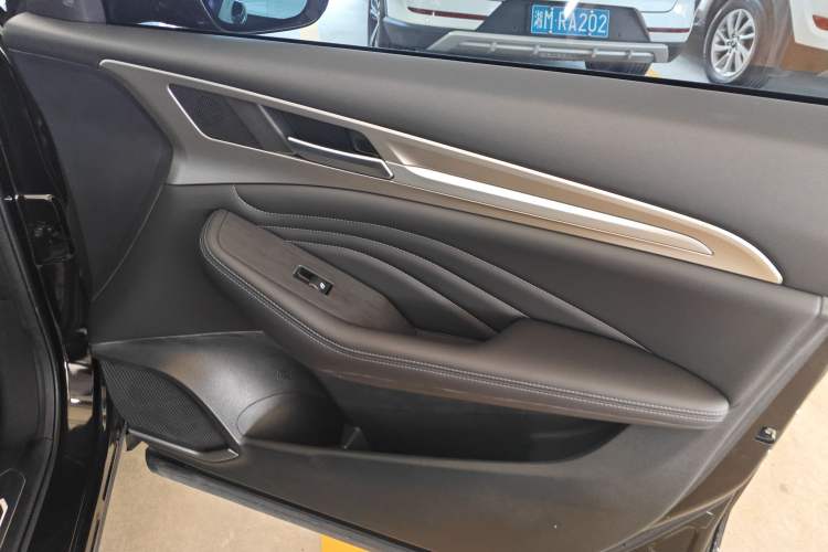 Used Haval F7 2019 1.5T Two-Wheel Drive i-Trend China V Emission Standard Interior 5