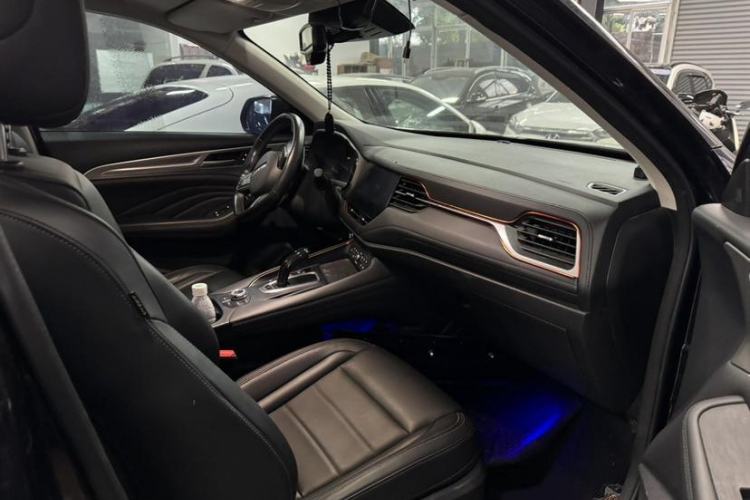 Used Haval F7 2019 1.5T Two-Wheel Drive i-Trend China VI Standard Interior 5