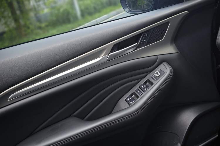 Used Haval F7 2019 1.5T Two-Wheel-Drive i-Type China VI Standard Interior 5