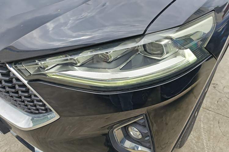 Used Haval F7 2019 1.5T Two-Wheel Drive i-Trend China V Emission Standard Left Front Headlight