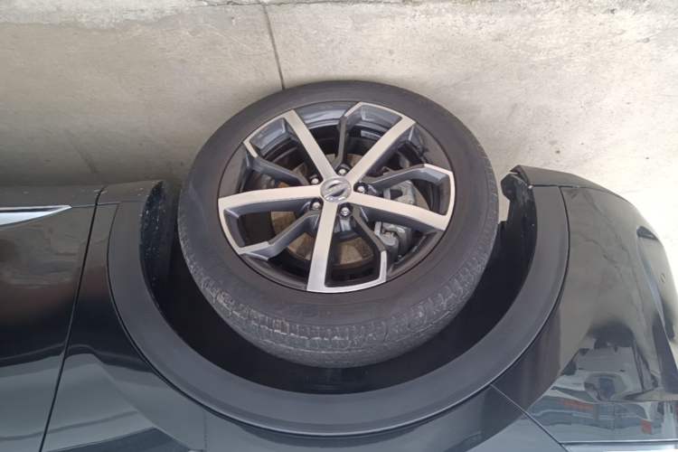 Used Haval F7 2019 1.5T Two-Wheel Drive i-Trend China V Emission Standard Left Front Wheel Hub