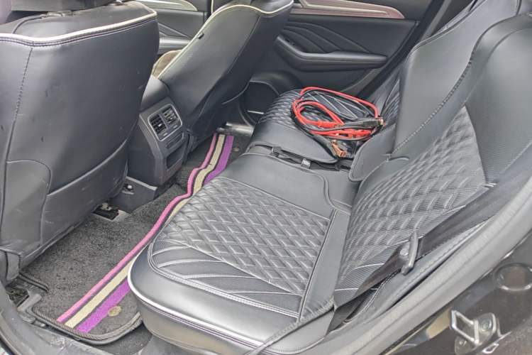 Used Haval F7 2019 1.5T Two-Wheel Drive i-Trend China V Emission Standard Left Rear Seat