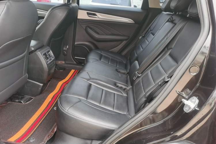 Used Haval F7 2019 1.5T Two-Wheel Drive iCool China VI Standard Left Rear Seat