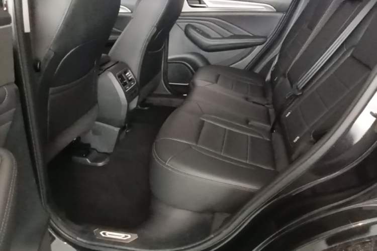 Used Haval F7 2019 1.5T Two-Wheel Drive i-Type China V Standard Left Rear Seat