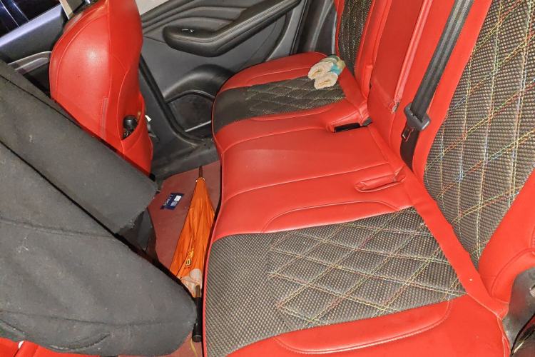 Used Haval F7 2019 2.0T Four-Wheel Drive iJoy China V Standard Left Rear Seat