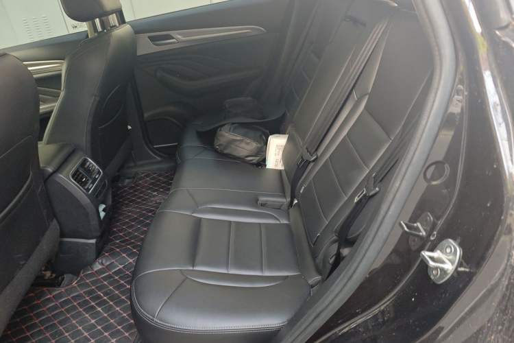 Used Haval F7 2019 1.5T Two-Wheel Drive i-Type China V Standard Left Rear Seat